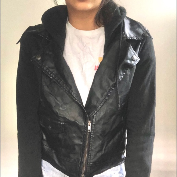 STUSSY Leather Jacket - Picture 2 of 7